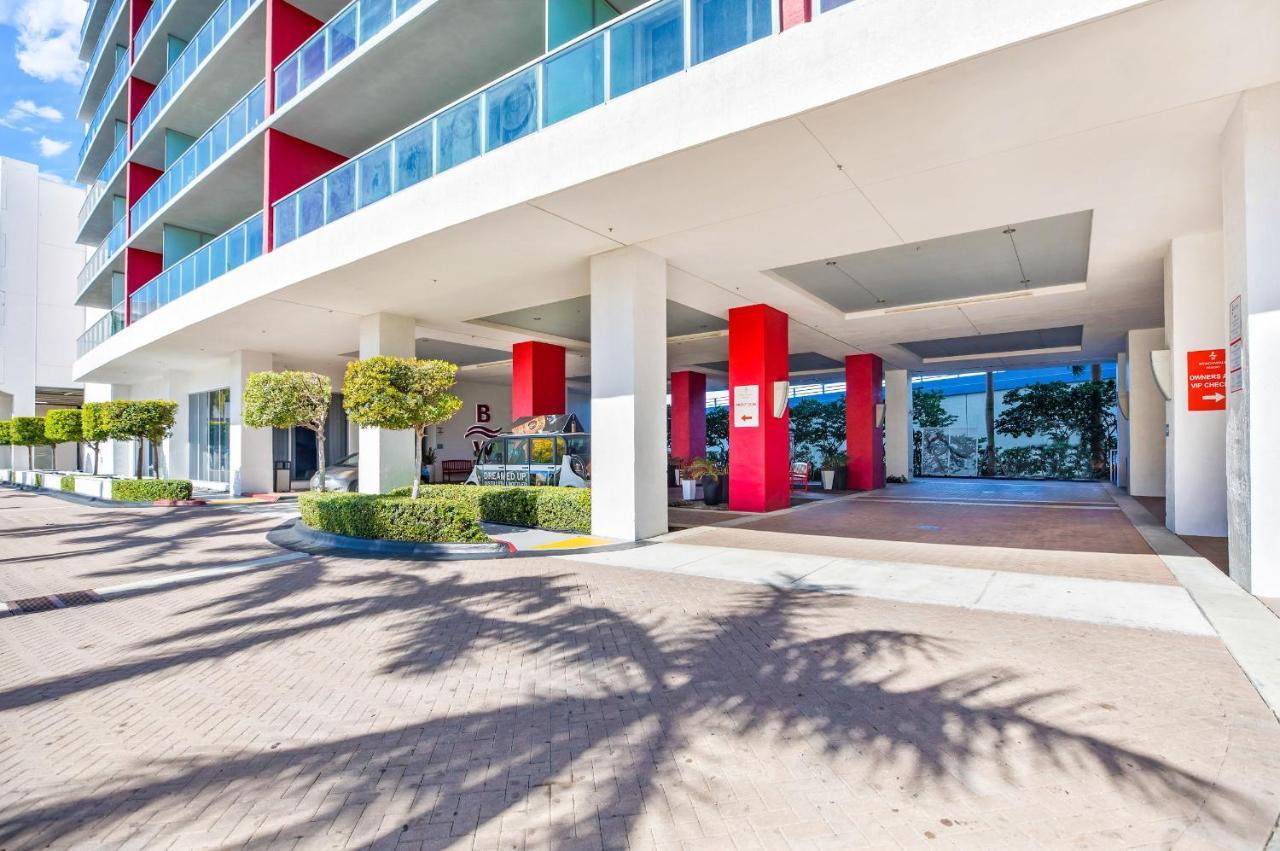 Resort-Style Living With Direct Ocean Views - 3Br Beauty Hallandale Beach Exteriör bild