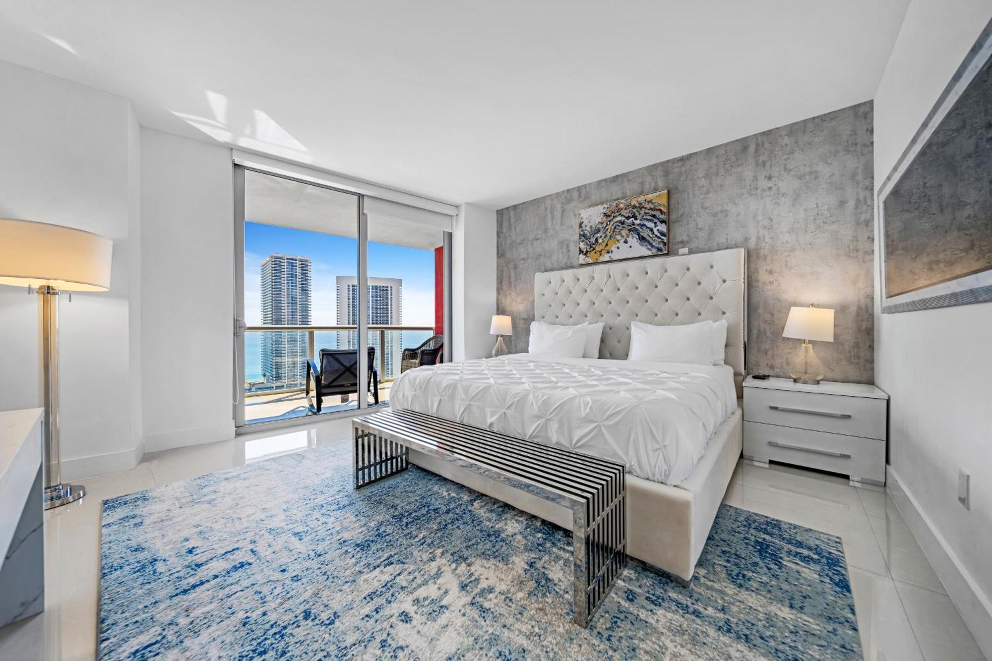 Resort-Style Living With Direct Ocean Views - 3Br Beauty Hallandale Beach Exteriör bild