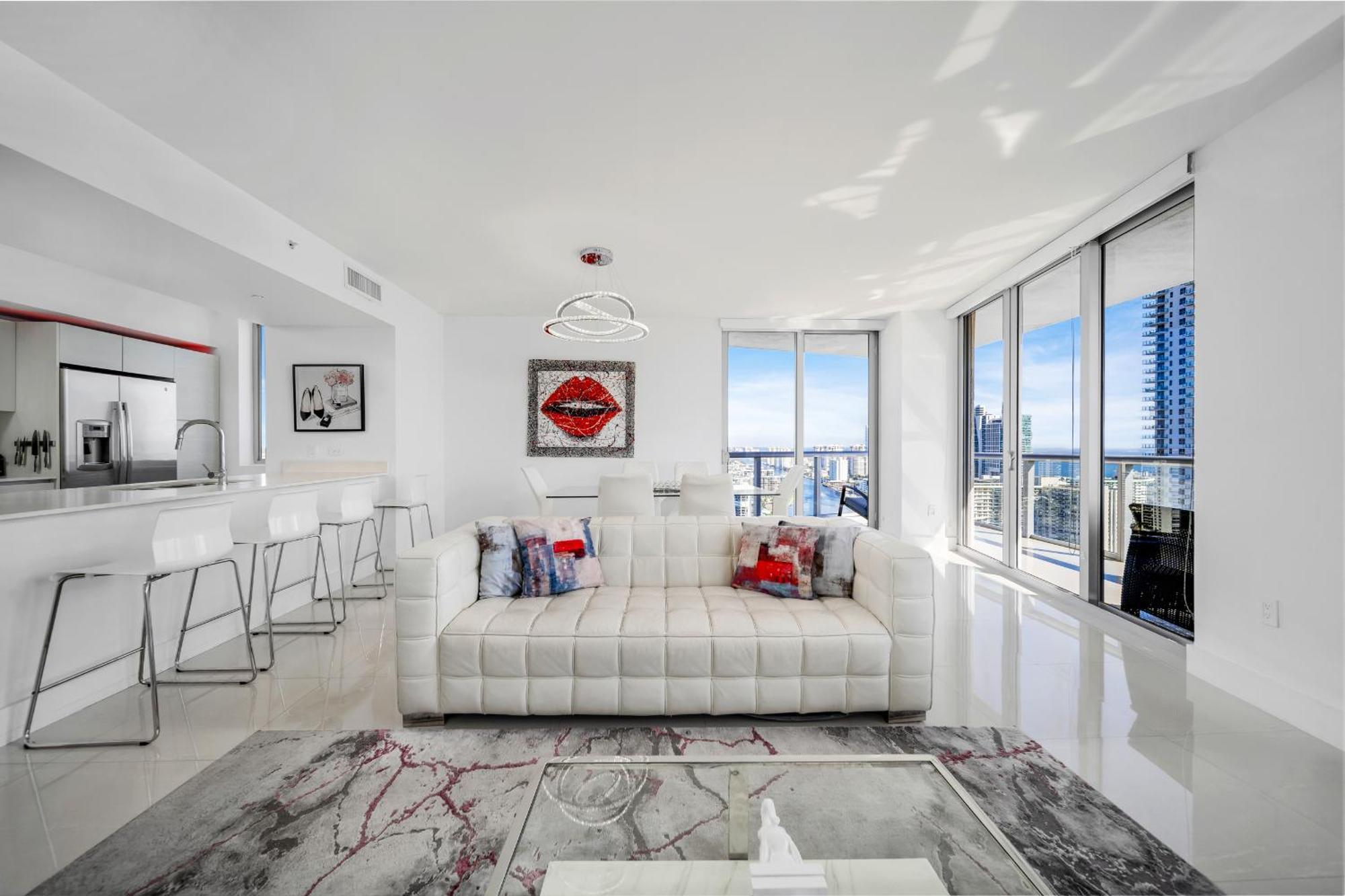Resort-Style Living With Direct Ocean Views - 3Br Beauty Hallandale Beach Exteriör bild
