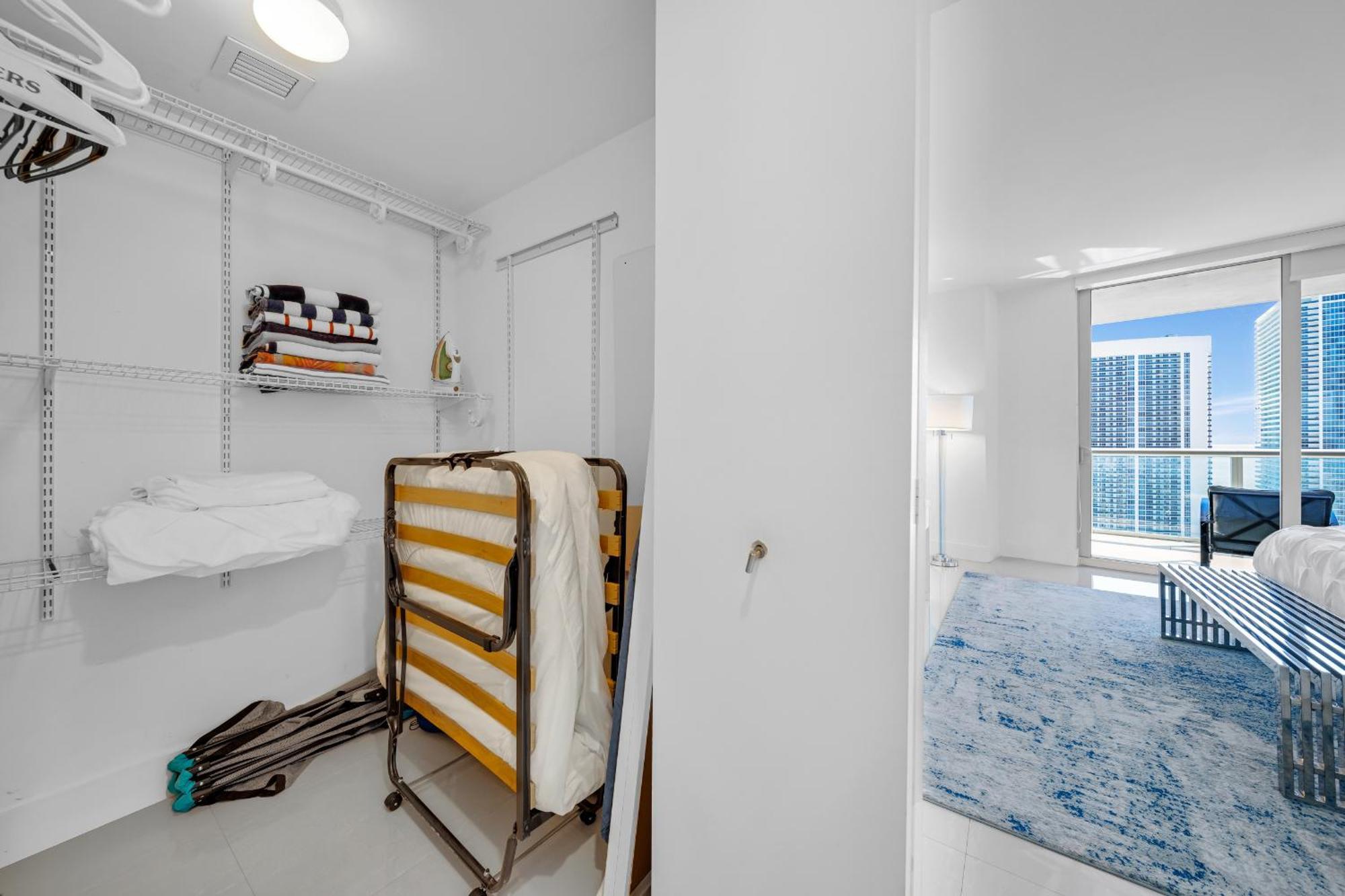 Resort-Style Living With Direct Ocean Views - 3Br Beauty Hallandale Beach Exteriör bild