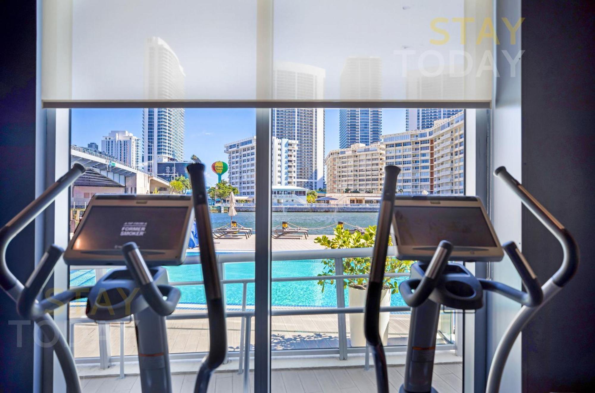 Resort-Style Living With Direct Ocean Views - 3Br Beauty Hallandale Beach Exteriör bild